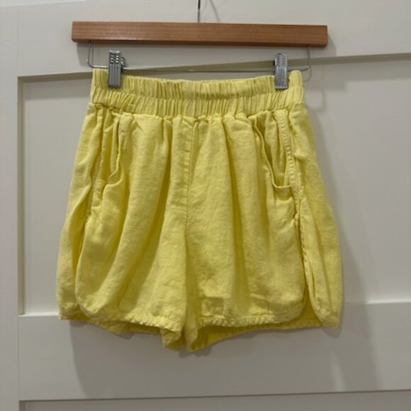 Sonhouse Linen Shorts - Picture 1 of 3
